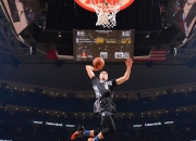 PG电子娱乐官网下载-跨越赛场的统治力，上海队稳如磐石，布克欧冠之夜接管比赛