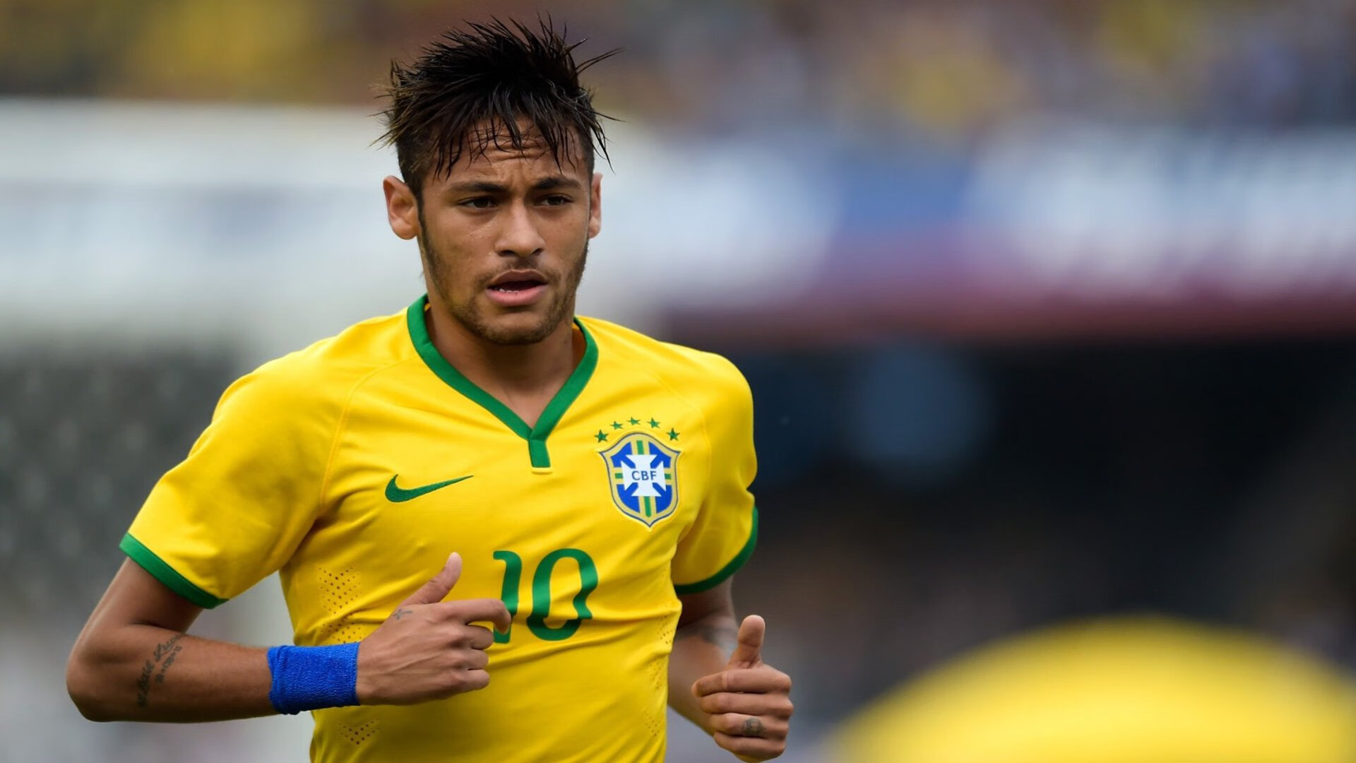 足球外交，哈兰德一锤定音，比利时压制伊朗背后的战术与象征