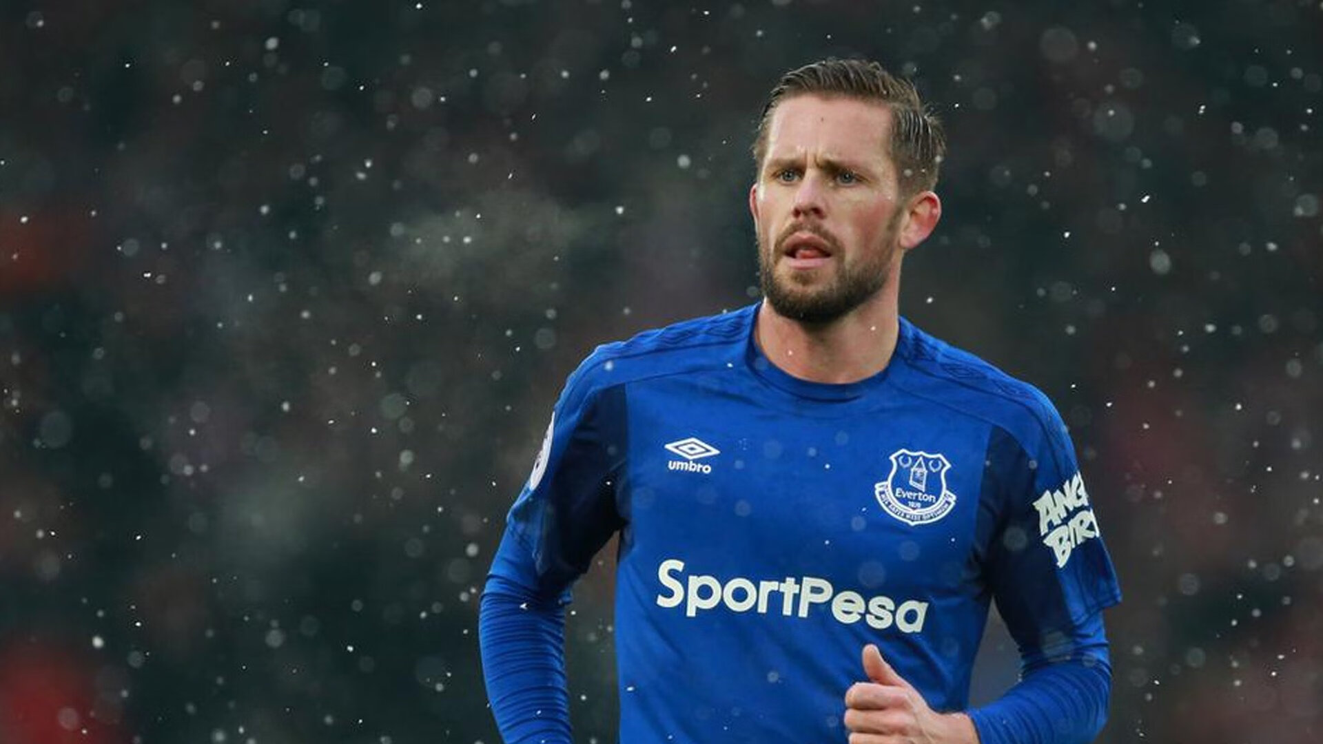 皮克状态火热，法国绝杀哥伦比亚，一场战术与意志的较量